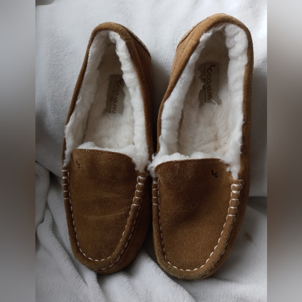 Kookaburra by Ugg Lezly Camel Suede Faux fur lined Moccasin slippers women's 8